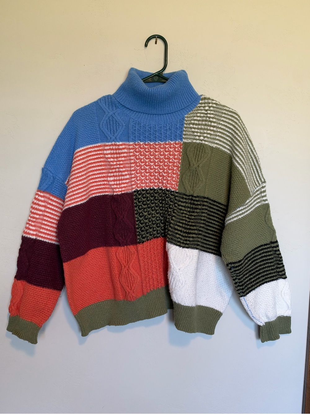 Colorblock Turtleneck Cable Knit Sweater - Multicolor